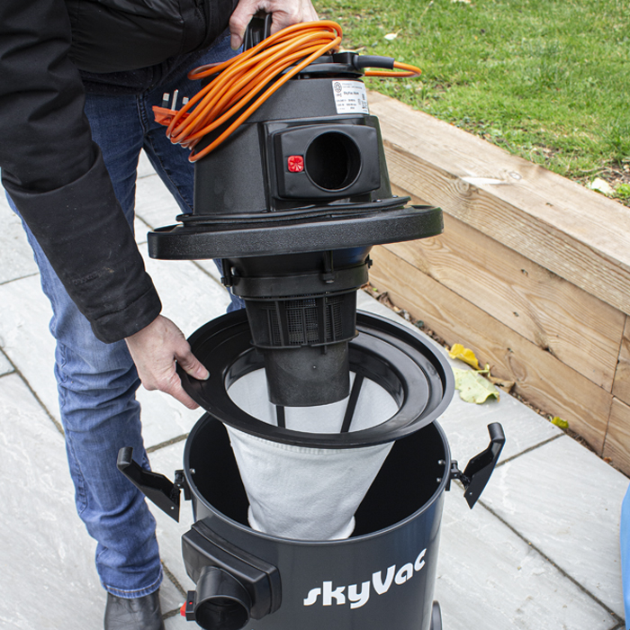 skyVac® Mighty Atom Side Entry - Image 2